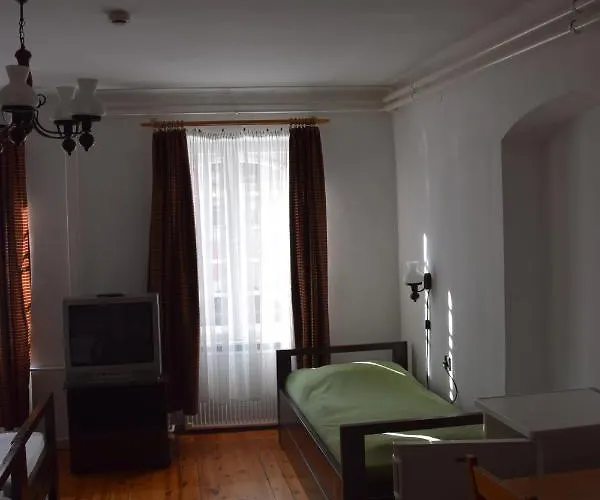 Hauser-bodnar Haz Gasthuis