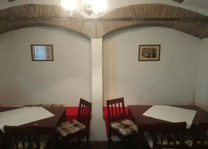 Hauser-bodnar Haz Gasthuis