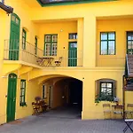 Penzion Hauser-bodnár Ház *