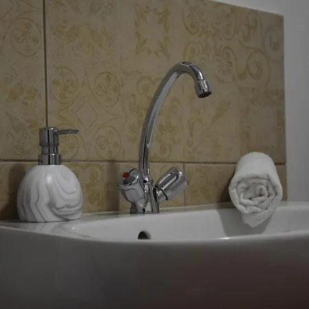 Hauser-bodnar Haz Guest house *