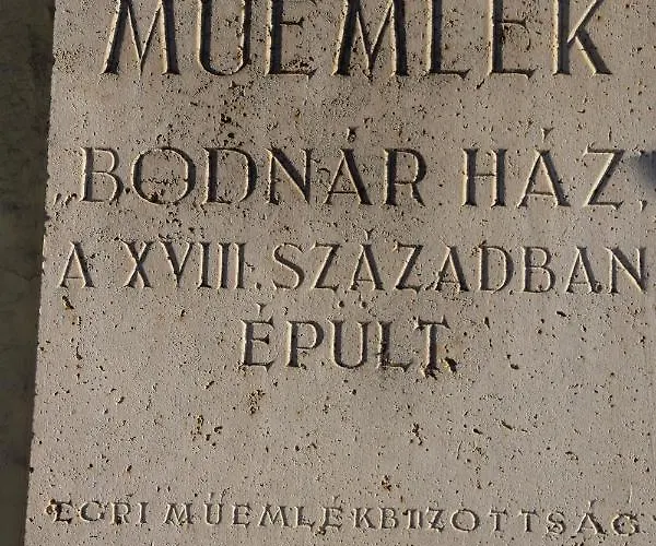 Hauser-bodnar Haz Guest house Eger